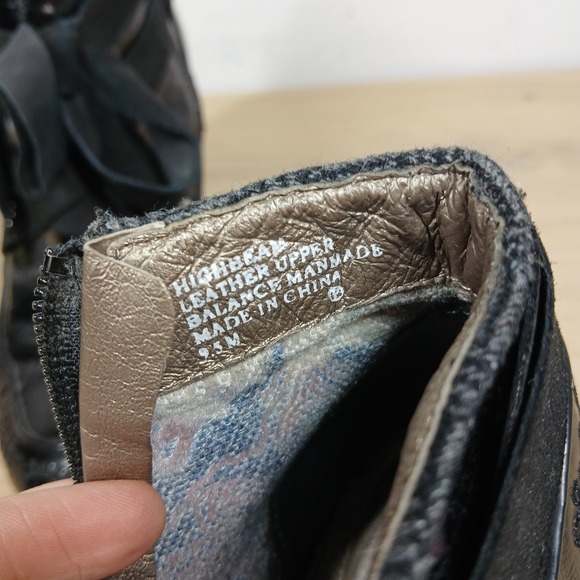 Kenzie Boots Womens 9.5 Black Leather Embroidered Lace Detail Block Heel - Picture 10 of 11